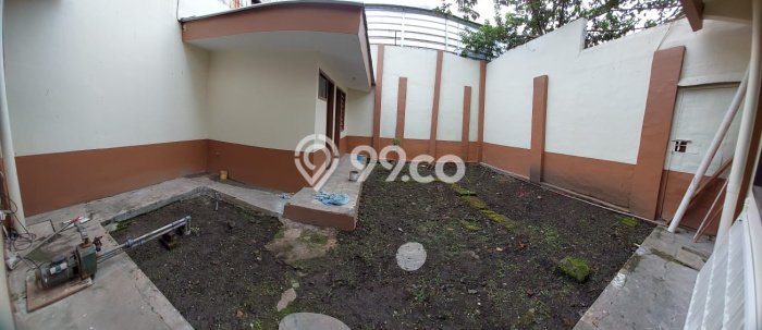 Disewakan Ruko di Pusat Kota Bandung Ramai Strategis Disewakan Ruko di Pusat Kota Bandung Ramai Strategis