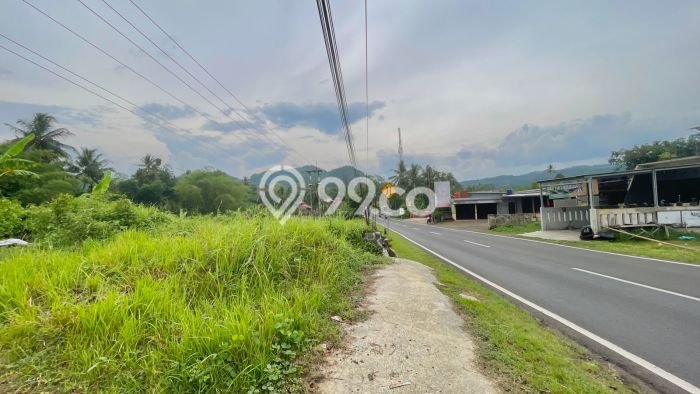 Tanah Bisnis Kawasan Ganeas, Luas 1787m2m², Akses Mudah Tanah Bisnis Kawasan Ganeas, Luas 1787m2m², Akses Mudah
