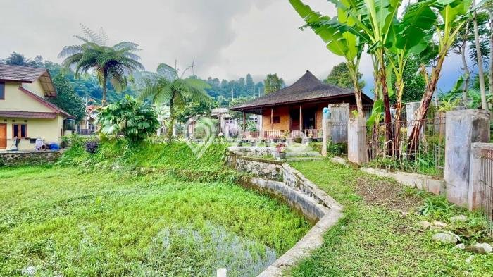 Vila Kawasan Bojong, Luas 830m2m², Lokasi Strategis Vila Kawasan Bojong, Luas 830m2m², Lokasi Strategis