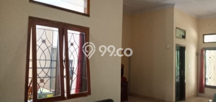 Rumah Terawat area Darangdan, Purwakarta, LT 412m2m², LB 200m2m² Rumah Terawat area Darangdan, Purwakarta, LT 412m2m², LB 200m2m²