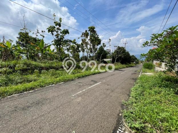 AREA PROSPEKTIF! Tanah Kawasan Sumedang Selatan, Luas 834m2m², Dekat Transportasi, Kawasan Potensial AREA PROSPEKTIF! Tanah Kawasan Sumedang Selatan, Luas 834m2m², Dekat Transportasi, Kawasan Potensial