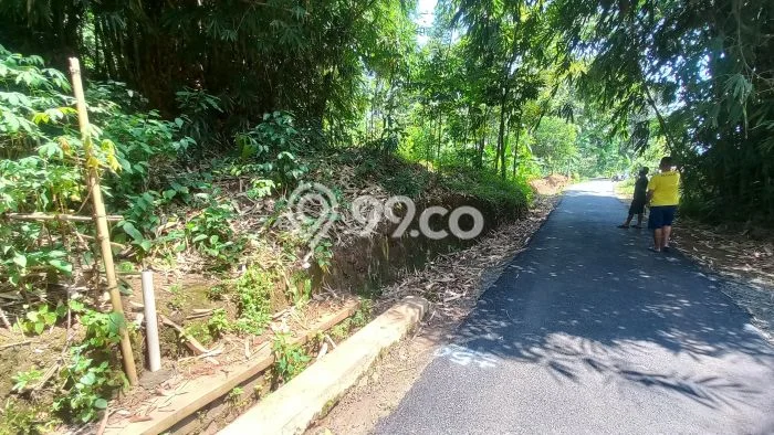 Tanah Strategis Dijual di Cisitu Sumedang 569m2 Tanah Strategis Dijual di Cisitu Sumedang 569m2