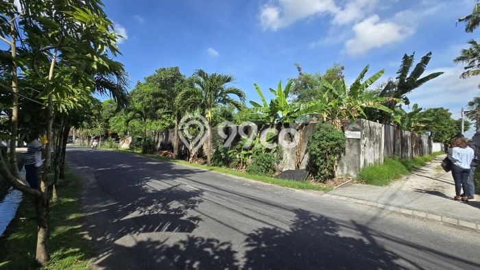 Tanah Dijual di Badung Seluas 285m2 Strategis Tanah Dijual di Badung Seluas 285m2 Strategis