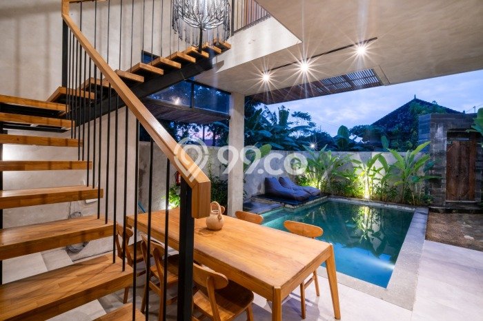FOR SALE! Vila Kawasan Tibubeneng, Luas 300m2m², Posisi Premium FOR SALE! Vila Kawasan Tibubeneng, Luas 300m2m², Posisi Premium