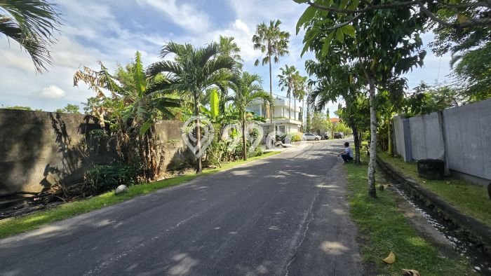 Tanah Dijual di Badung Seluas 285m2 Strategis Tanah Dijual di Badung Seluas 285m2 Strategis