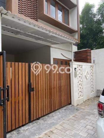Rumah Mewah LB 140m2 Siap Pakai Desain Elegan di Sanur, Denpasar Rumah Mewah LB 140m2 Siap Pakai Desain Elegan di Sanur, Denpasar