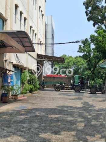 Gudang Area Strategis Kawasan Pulo Gadung, Luas 621m², Siap Usaha Gudang Area Strategis Kawasan Pulo Gadung, Luas 621m², Siap Usaha
