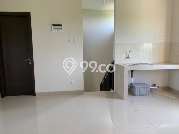 Disewakan Ruko Strategis Kawasan , Luas 110m2m², Jalan Strategis Disewakan Ruko Strategis Kawasan , Luas 110m2m², Jalan Strategis