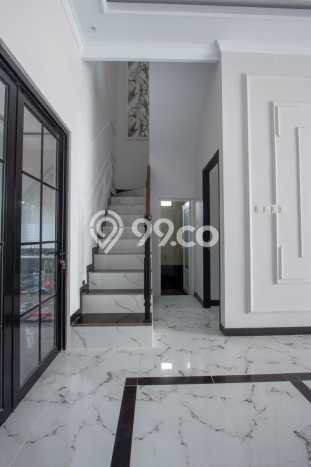 Rumah Modern Minimalis 3 KT Siap Huni di Cimanggis Rumah Modern Minimalis 3 KT Siap Huni di Cimanggis