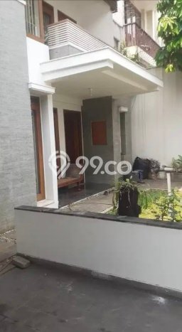 Siap Huni Rumah Mewah 4 Kamar di Kebayoran Baru Dekat ke Mana Pun Siap Huni Rumah Mewah 4 Kamar di Kebayoran Baru Dekat ke Mana Pun