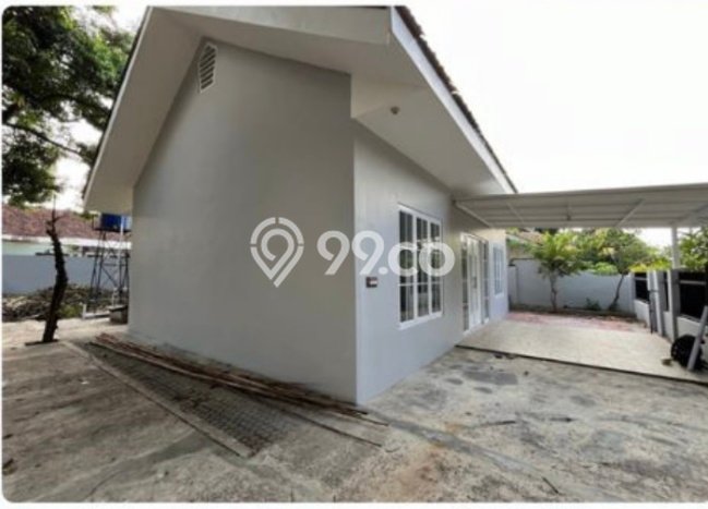 Rumah Mewah LB 156m2 Siap Huni Desain Elegan di Pejaten Timur, Jakarta Selatan Rumah Mewah LB 156m2 Siap Huni Desain Elegan di Pejaten Timur, Jakarta Selatan