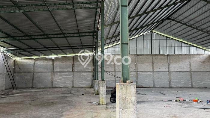 Unit Gudang Dijual di Bululawang Malang Luas Bangunan 1800m2 Unit Gudang Dijual di Bululawang Malang Luas Bangunan 1800m2