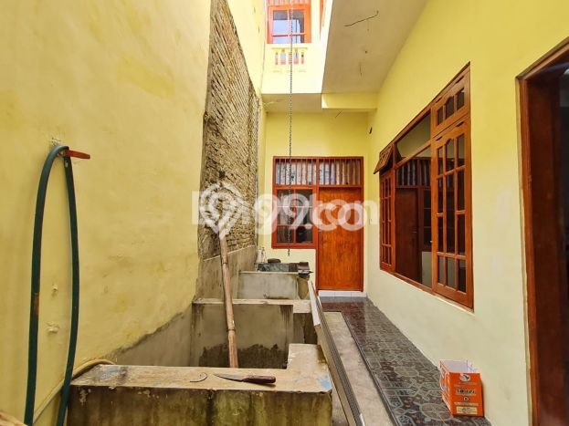 Dijual Rumah 8 Kamar Lokasi Ideal Nyaman dan Strategis di Kedungkandang Dijual Rumah 8 Kamar Lokasi Ideal Nyaman dan Strategis di Kedungkandang