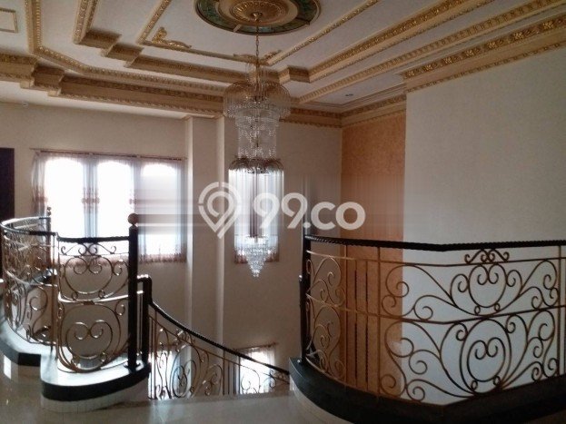 Rumah Mewah Siap Huni LT 600m2 di Tambaksari, Surabaya Rumah Mewah Siap Huni LT 600m2 di Tambaksari, Surabaya