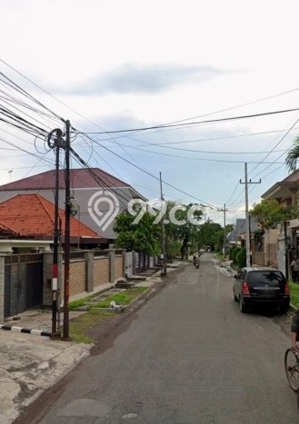 Rumah Luxury Modern Siap Huni di Petemon Surabaya Rumah Luxury Modern Siap Huni di Petemon Surabaya
