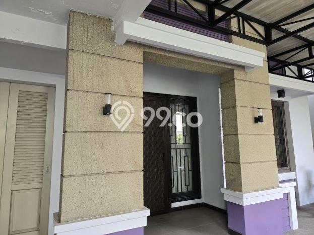 Rumah Luxury Modern Tanpa Renovasi di Waru Surabaya Rumah Luxury Modern Tanpa Renovasi di Waru Surabaya