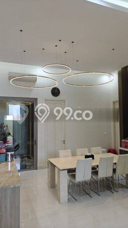 Hunian Mewah LB 352m2 Siap Pakai Desain Elegan di Pakuwon Indah, Surabaya Hunian Mewah LB 352m2 Siap Pakai Desain Elegan di Pakuwon Indah, Surabaya