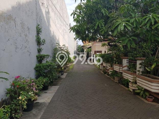 Rumah Luxury Modern Tanpa Renovasi di Kutisari Surabaya Rumah Luxury Modern Tanpa Renovasi di Kutisari Surabaya