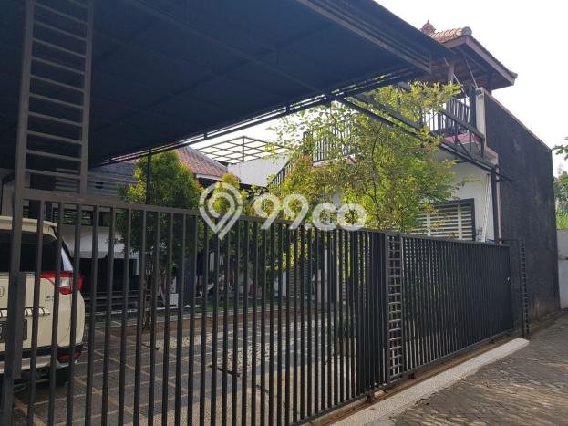 Rumah Luxury Modern Tanpa Renovasi di Kutisari Surabaya Rumah Luxury Modern Tanpa Renovasi di Kutisari Surabaya