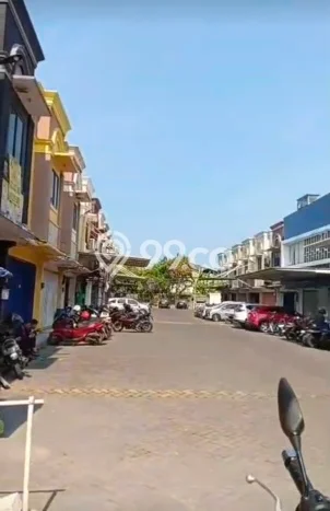 Ruko Area Komersial Kawasan Waru, Luas 120m2m², Ready Bisnis Ruko Area Komersial Kawasan Waru, Luas 120m2m², Ready Bisnis