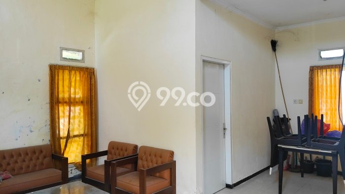 For Sale Rumah 3 Kamar Lokasi Ideal Nyaman dan Strategis di Buduran For Sale Rumah 3 Kamar Lokasi Ideal Nyaman dan Strategis di Buduran