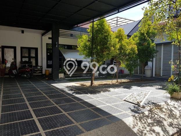 Rumah Luxury Modern Tanpa Renovasi di Kutisari Surabaya Rumah Luxury Modern Tanpa Renovasi di Kutisari Surabaya