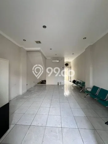 Ruko Lokasi Bisnis di Kelapa Dua, Luas 105m2m², Akses Strategis Ruko Lokasi Bisnis di Kelapa Dua, Luas 105m2m², Akses Strategis