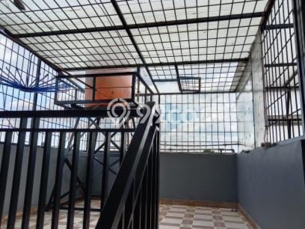Rumah kawasan Bintara, Bekasi, Luas 135m² Bangunan 250m² Rumah kawasan Bintara, Bekasi, Luas 135m² Bangunan 250m²