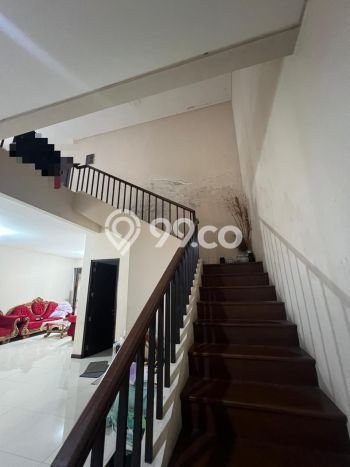 For Sale! Luxury House LT 300m2 Desain Modern di Harapan Indah For Sale! Luxury House LT 300m2 Desain Modern di Harapan Indah