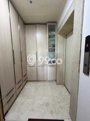 Apartemen Strategis di Senayan, 2 KM, Luas 165m² Apartemen Strategis di Senayan, 2 KM, Luas 165m²