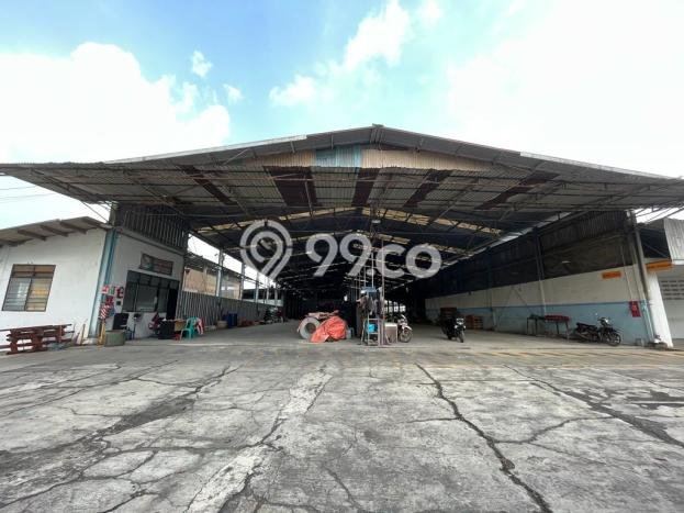 Gudang di Gunung Putri, Luas 12251m², Posisi Jalan Utama Gudang di Gunung Putri, Luas 12251m², Posisi Jalan Utama