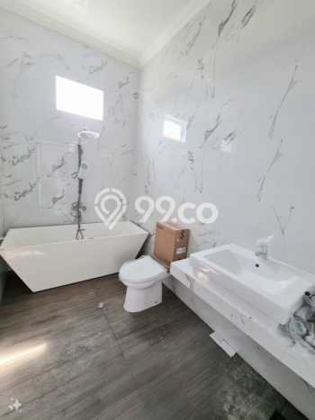 Rumah di Menteng, Jakarta Pusat, LT 378m2m² Bangunan 800m2m² - JUAL CEPAT! Rumah di Menteng, Jakarta Pusat, LT 378m2m² Bangunan 800m2m² - JUAL CEPAT!