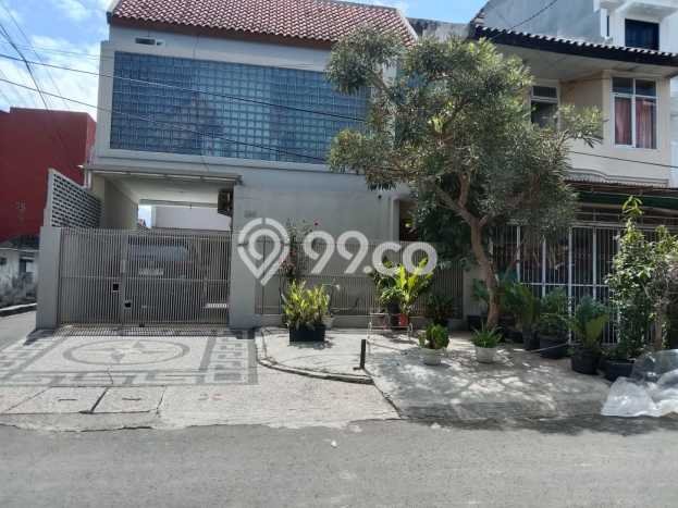 Rumah Minimalis 4 KT di Sarijadi Bandung Semi Furnished Rumah Minimalis 4 KT di Sarijadi Bandung Semi Furnished