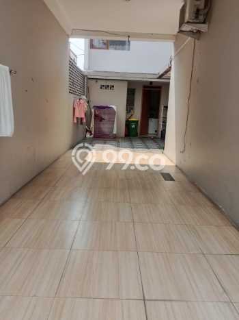 Rumah Minimalis 4 KT di Sarijadi Bandung Semi Furnished Rumah Minimalis 4 KT di Sarijadi Bandung Semi Furnished