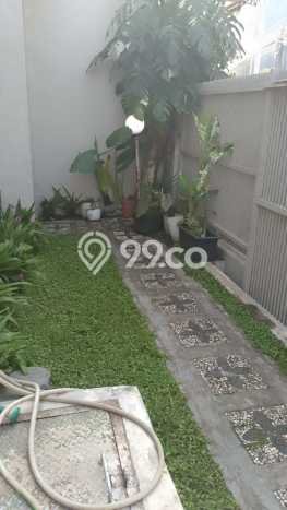 Rumah Minimalis 4 KT di Sarijadi Bandung Semi Furnished Rumah Minimalis 4 KT di Sarijadi Bandung Semi Furnished