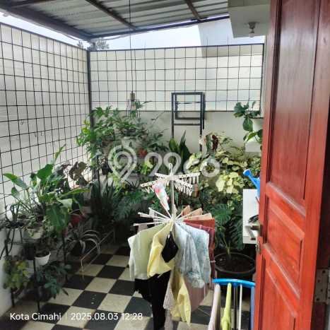 Rumah Minimalis 6 KT di Cihanjuang Bandung Rumah Minimalis 6 KT di Cihanjuang Bandung