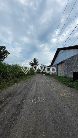 LOKASI STRATEGIS! Gudang Kawasan Bululawang, Luas 1800m2m², Area Berkembang, Siap Operasional LOKASI STRATEGIS! Gudang Kawasan Bululawang, Luas 1800m2m², Area Berkembang, Siap Operasional
