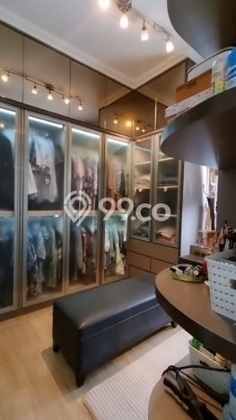 Rumah Luxury Modern Tanpa Renovasi di Gading Serpong Tangerang Rumah Luxury Modern Tanpa Renovasi di Gading Serpong Tangerang