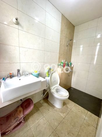 For Sale! Luxury House LT 175m2 Desain Elegan di Alam Sutera For Sale! Luxury House LT 175m2 Desain Elegan di Alam Sutera