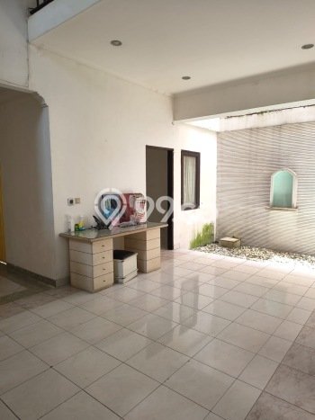 Ready to Use! Luxury House LT 170m2 Desain Elegan di Alam Sutera Ready to Use! Luxury House LT 170m2 Desain Elegan di Alam Sutera