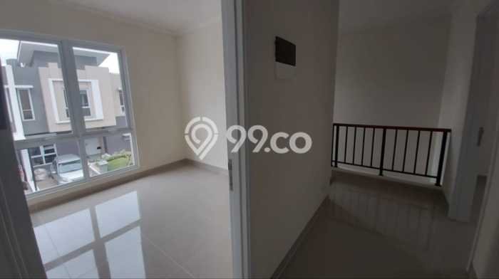 Rumah LT 84m² / LB 89m² Dekat Kampus di Summarecon Serpong, Tangerang Rumah LT 84m² / LB 89m² Dekat Kampus di Summarecon Serpong, Tangerang