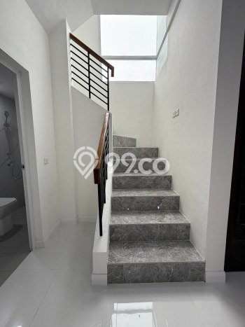 Jual Rumah Luas Megah Dengan View Eksklusif di BSD City, Tangerang Jual Rumah Luas Megah Dengan View Eksklusif di BSD City, Tangerang