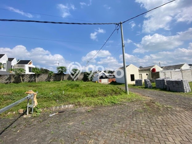 Jual Tanah Area Prospektif Kawasan Pakis, Luas 60m2m², Dekat Pakis, Malang, Malang Jual Tanah Area Prospektif Kawasan Pakis, Luas 60m2m², Dekat Pakis, Malang, Malang