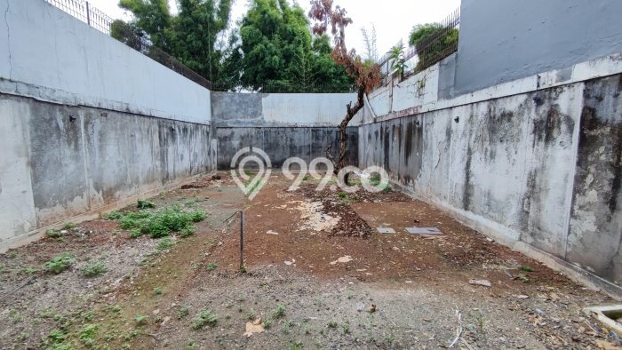 Rumah Mewah LB 200m2 Siap Pakai Desain Elegan di BSD, Tangerang Rumah Mewah LB 200m2 Siap Pakai Desain Elegan di BSD, Tangerang