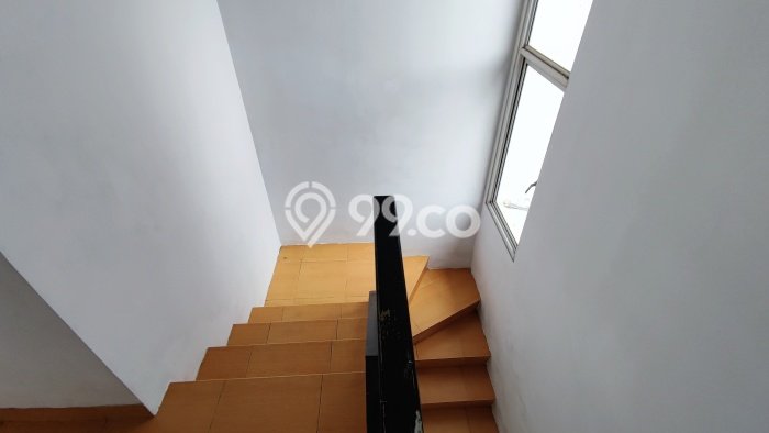 Rumah Mewah LB 200m2 Siap Pakai Desain Elegan di BSD, Tangerang Rumah Mewah LB 200m2 Siap Pakai Desain Elegan di BSD, Tangerang