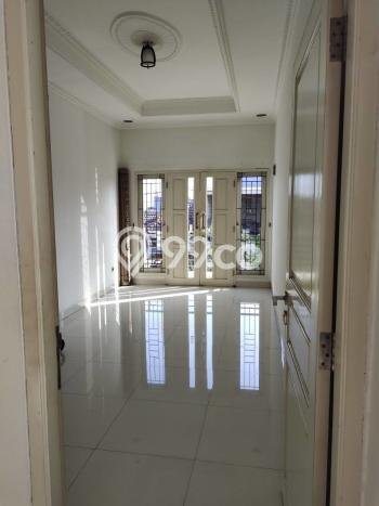 Dijual Hunian Rumah Terawat 4 KT di harapan indah, Bekasi Dijual Hunian Rumah Terawat 4 KT di harapan indah, Bekasi