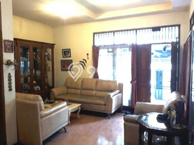 Rumah 5 KT 3 KM LT 142m2m², LB 185m2m² di , Jakarta Timur Rumah 5 KT 3 KM LT 142m2m², LB 185m2m² di , Jakarta Timur