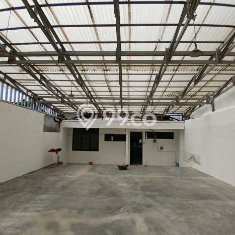Rumah kawasan Duren Sawit, 0 KT, View Kota, Luas 300m² Bangunan 120m² Rumah kawasan Duren Sawit, 0 KT, View Kota, Luas 300m² Bangunan 120m²