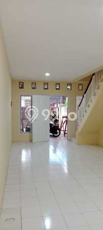 Rumah Modern 2 KT di Taman Palem Jakarta Barat Unfurnished Rumah Modern 2 KT di Taman Palem Jakarta Barat Unfurnished
