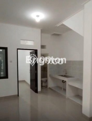 For Sale Hunian Rumah Terawat 4 KT di Tanjung Duren Selatan, Jakarta Barat For Sale Hunian Rumah Terawat 4 KT di Tanjung Duren Selatan, Jakarta Barat